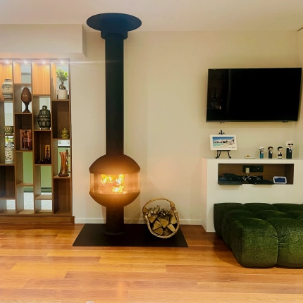 Poêle à bois Edofocus installé sur pied proche de Caen