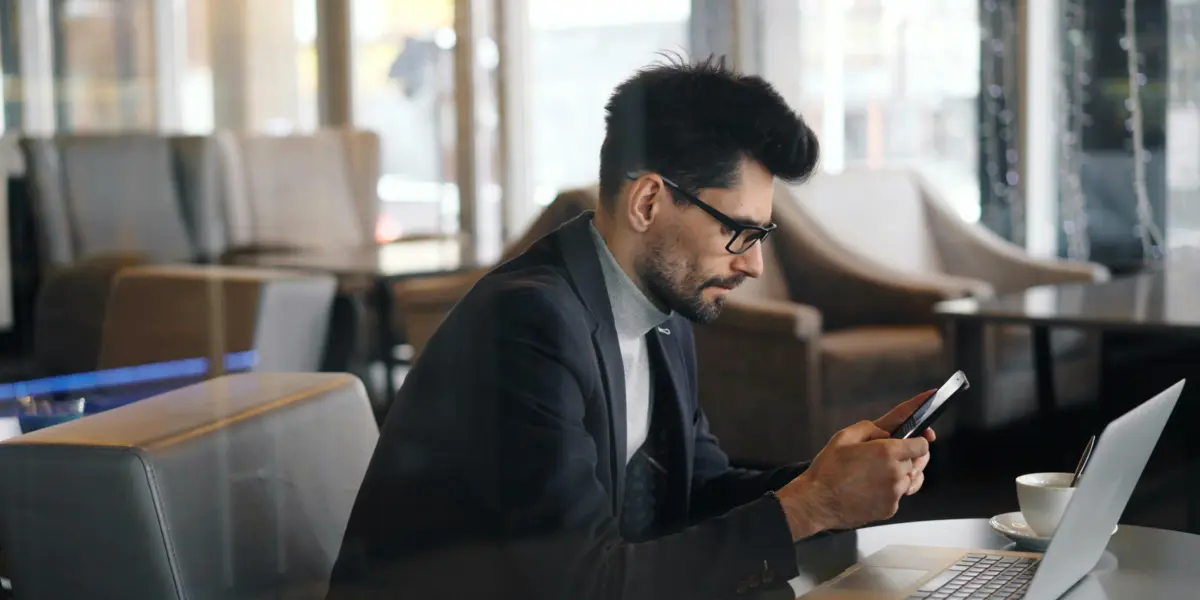 Comment l'utilisation des réseaux sociaux contribue à améliorer votre productivité ?